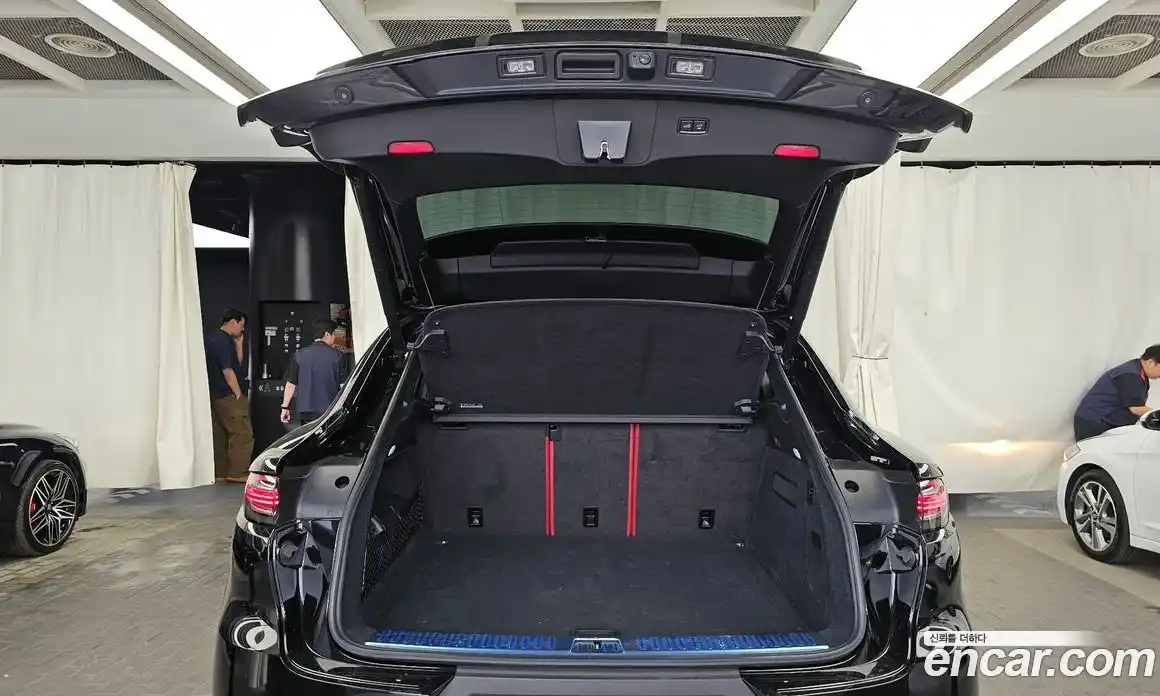 Porsche Cayenne 2023 3.0 автомат (гидро), фото 20