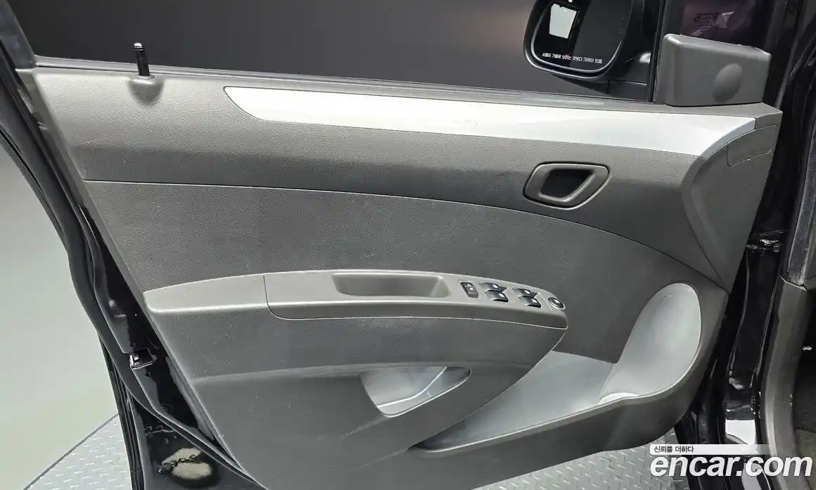 Chevrolet Spark 2013 1.0 автомат (гидро), фото 14