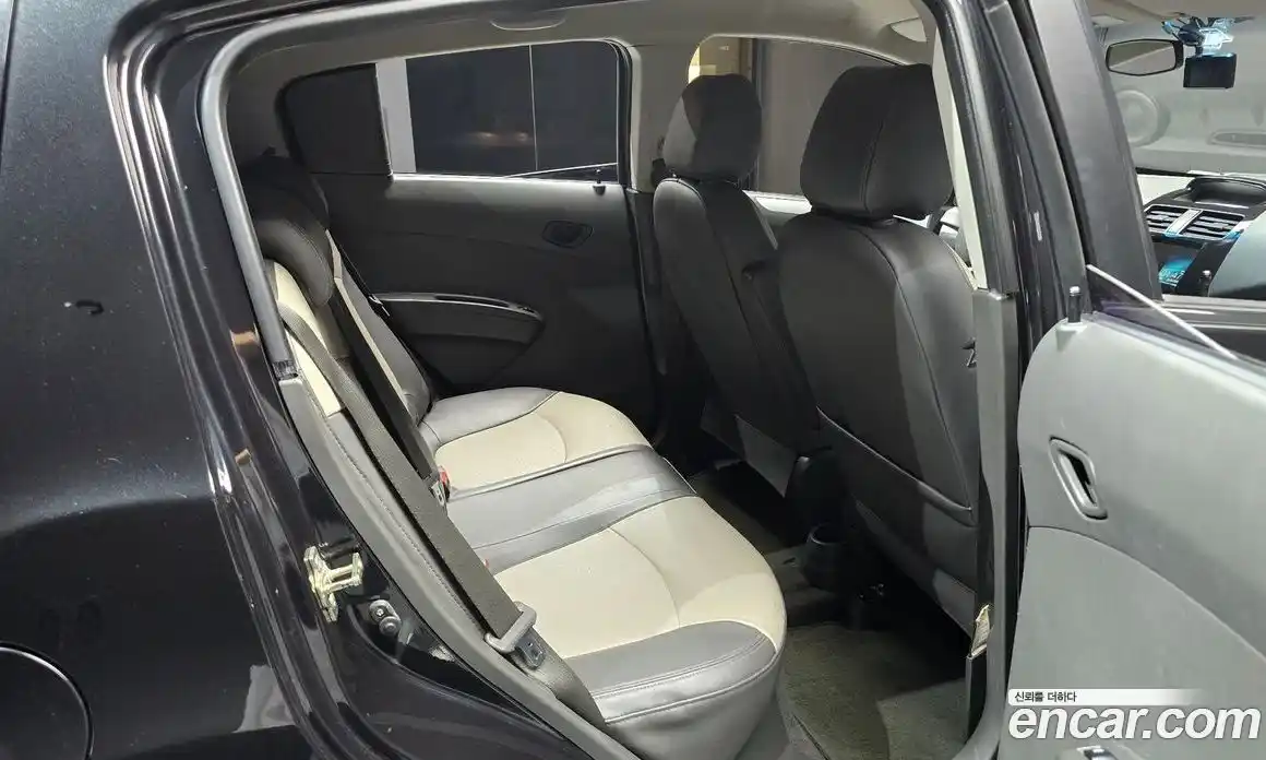 Chevrolet Spark 2013 1.0 автомат (гидро), фото 17