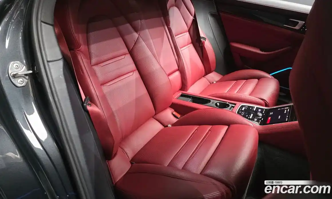 Porsche Panamera 2018 3.0 автомат (гидро), фото 17