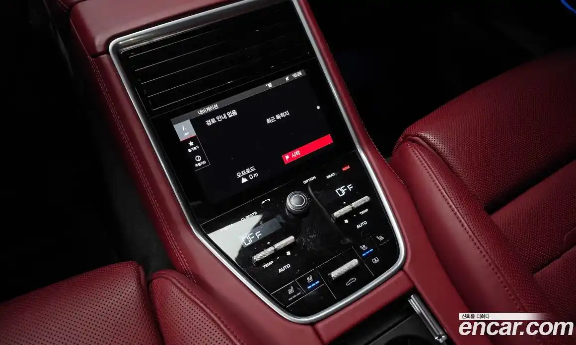 Porsche Panamera 2018 3.0 автомат (гидро), фото 27