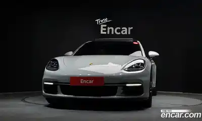 Porsche Panamera 2018 3.0 автомат (гидро), миниатюра 3