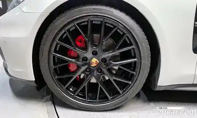 Porsche Panamera 2018 3.0 автомат (гидро), миниатюра 5