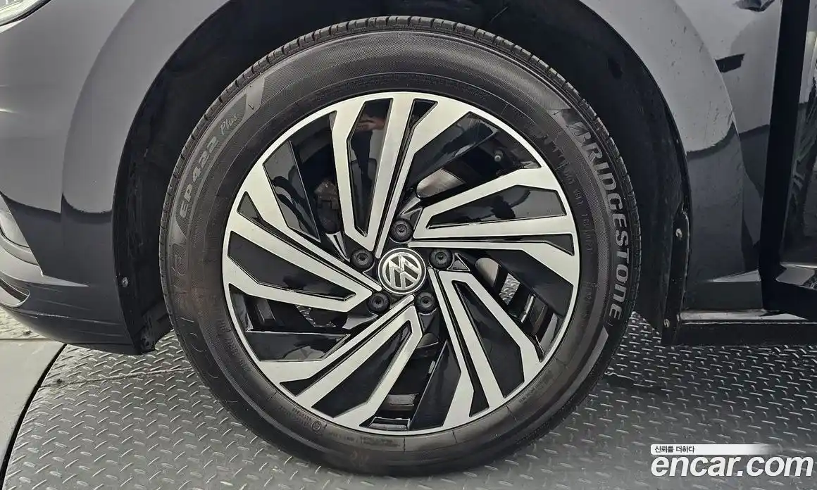 Volkswagen Jetta 2021 1.4 автомат (гидро), фото 5