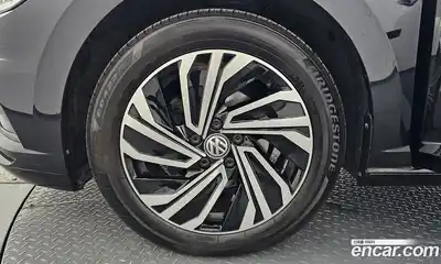 Volkswagen Jetta 2021 1.4 автомат (гидро), миниатюра 5