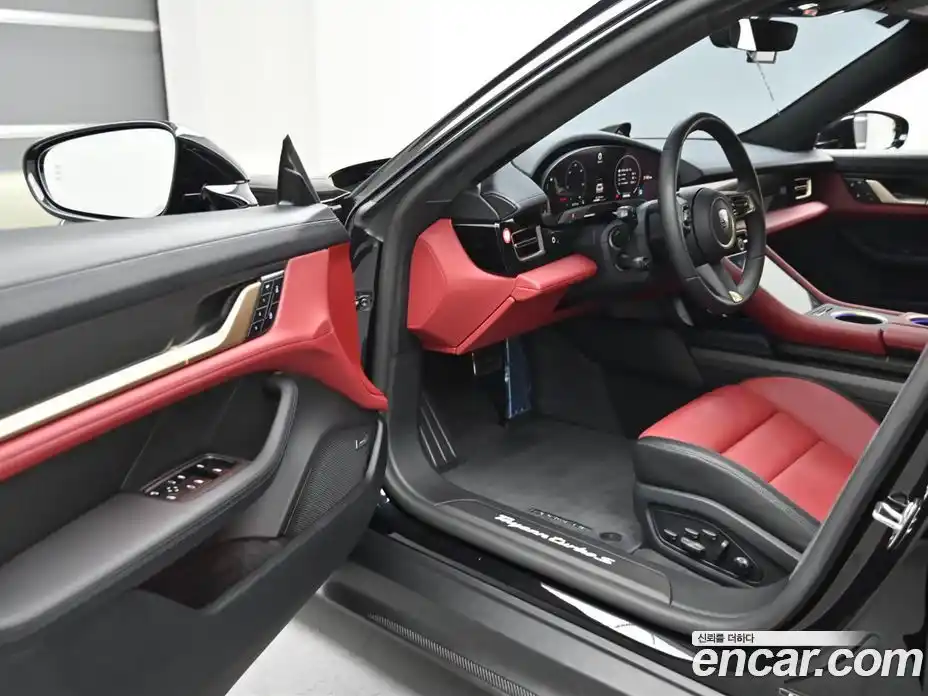 Porsche Taycan 2025 автомат (гидро), фото 11