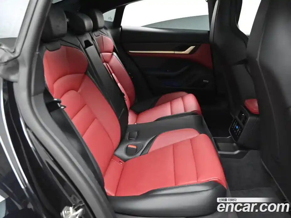 Porsche Taycan 2025 автомат (гидро), фото 12