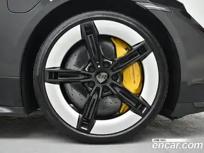 Porsche Taycan 2025 автомат (гидро), миниатюра 5