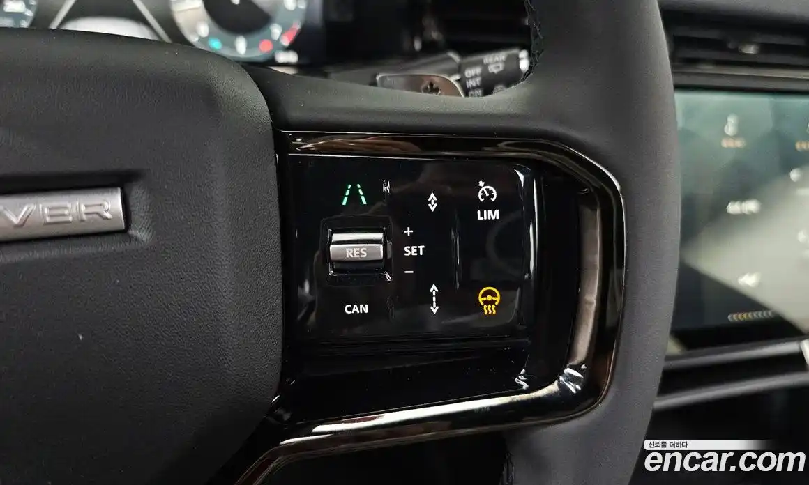 Land Rover Range Rover Evoque 2025 2.0 автомат (гидро), фото 18