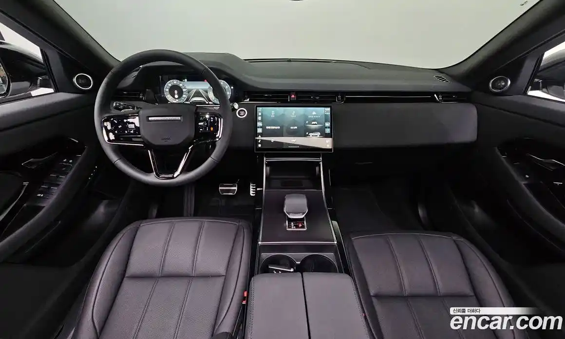 Land Rover Range Rover Evoque 2025 2.0 автомат (гидро), фото 7