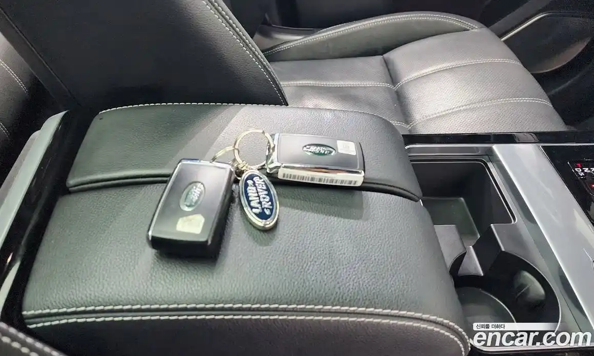Land Rover Range Rover Velar 2021 3.0 автомат (гидро), фото 20