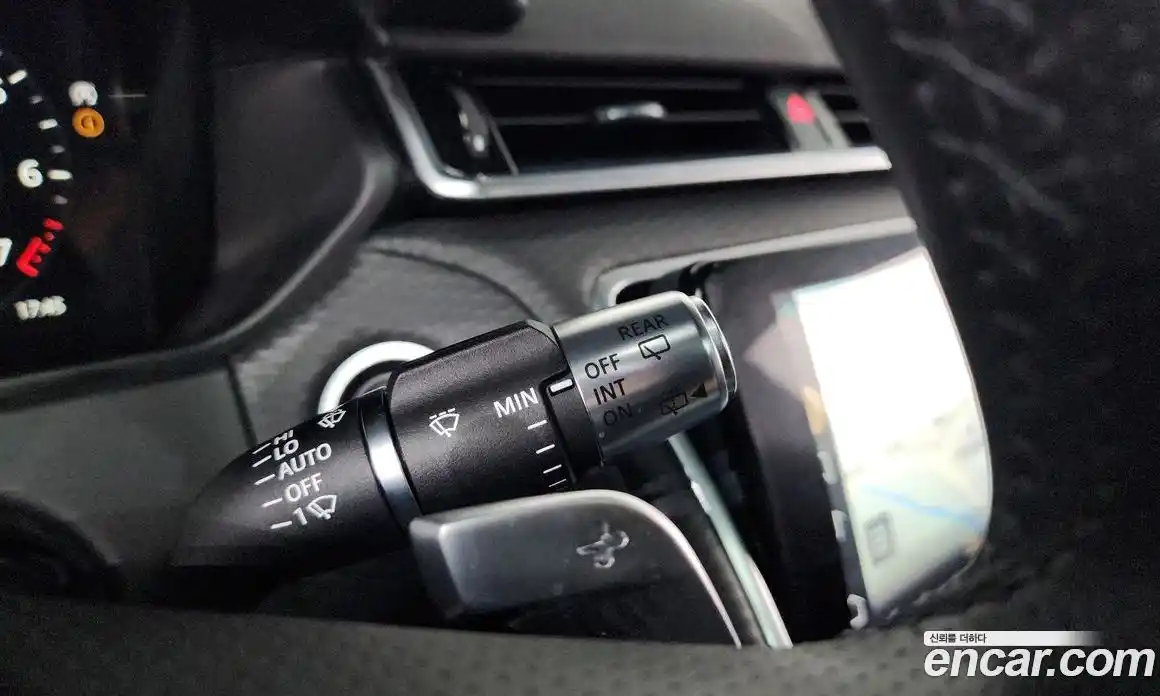 Land Rover Range Rover Velar 2021 3.0 автомат (гидро), фото 27
