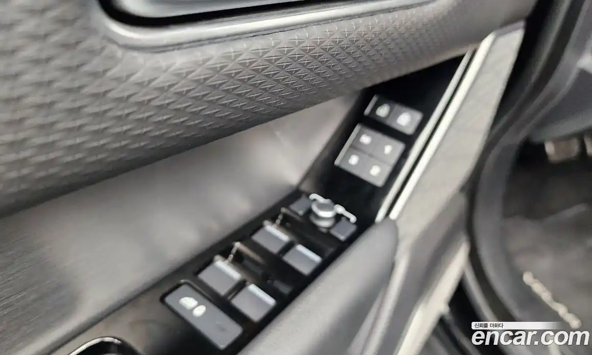 Land Rover Range Rover Velar 2021 3.0 автомат (гидро), фото 29