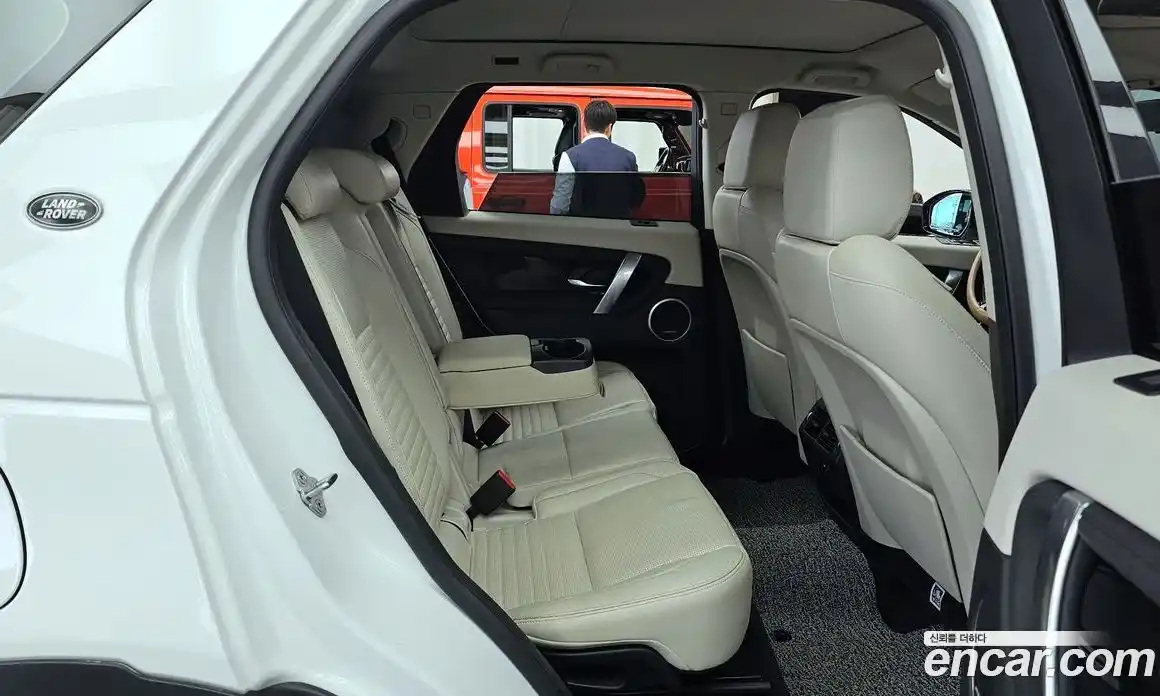 Land Rover Discovery Sport 2020 2.0 автомат (гидро), фото 12