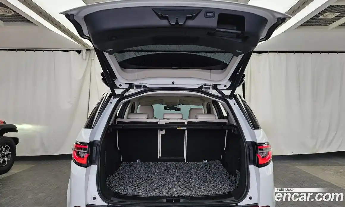 Land Rover Discovery Sport 2020 2.0 автомат (гидро), фото 20