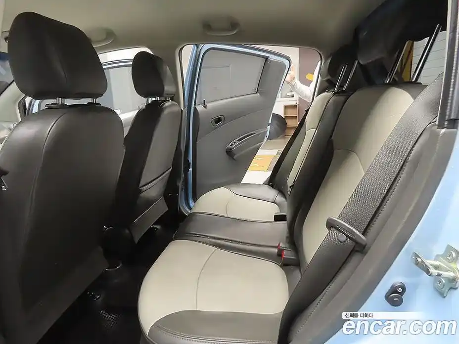 Chevrolet Spark 2014 1.0 автомат (гидро), фото 9
