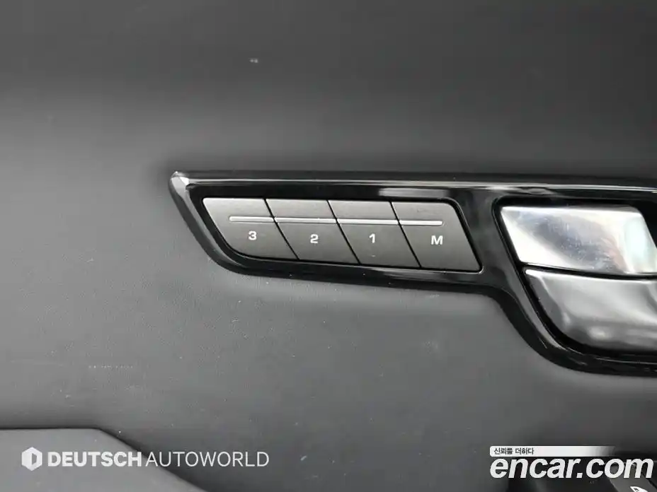 Land Rover Range Rover Evoque 2019 2.0 автомат (гидро), фото 17