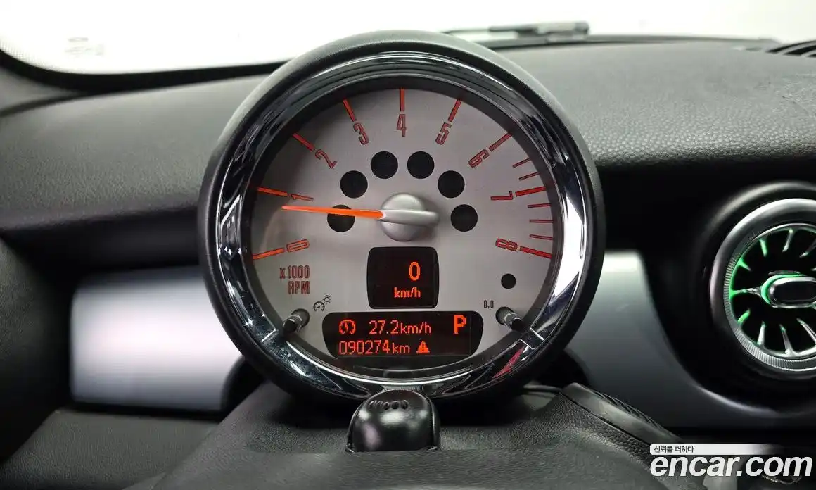 Mini Coupe 2012 1.6 автомат (гидро), фото 8