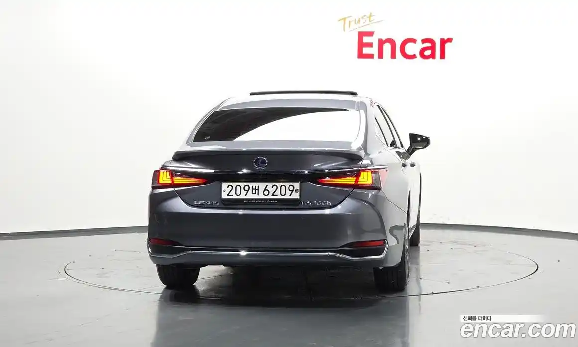 Lexus ES 2021 2.5 гидро, фото 4