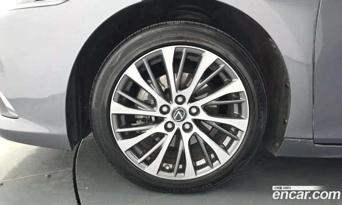 Lexus ES 2021 2.5 гидро, фото 5