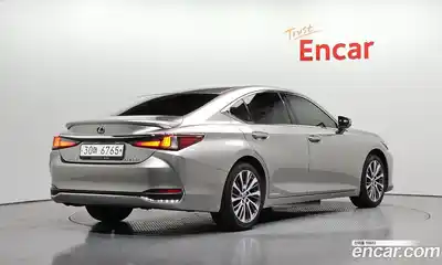 Lexus ES 2019 2.5 гидро, миниатюра 2