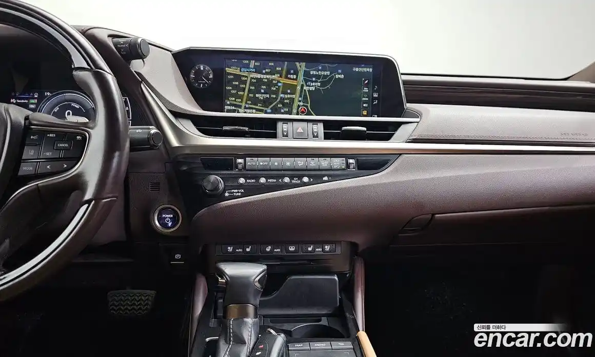 Lexus ES 2019 2.5 гидро, фото 24