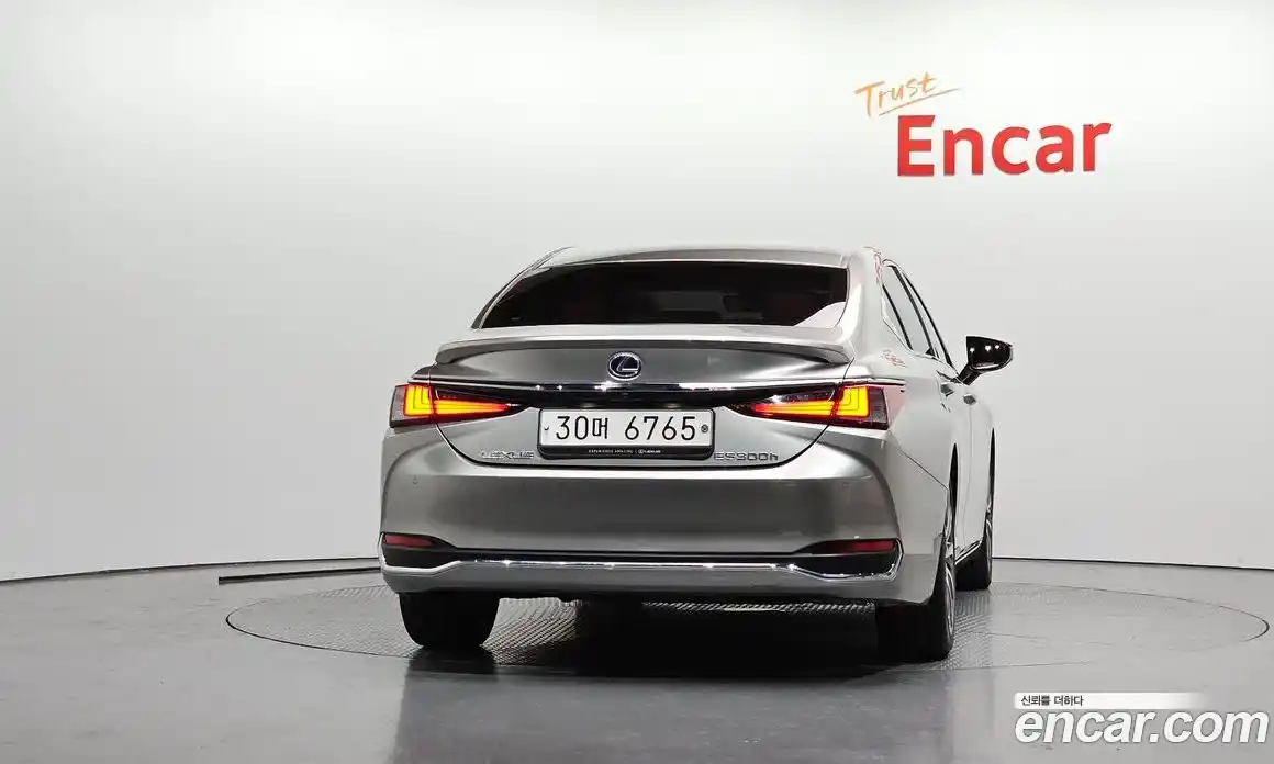 Lexus ES 2019 2.5 гидро, фото 4