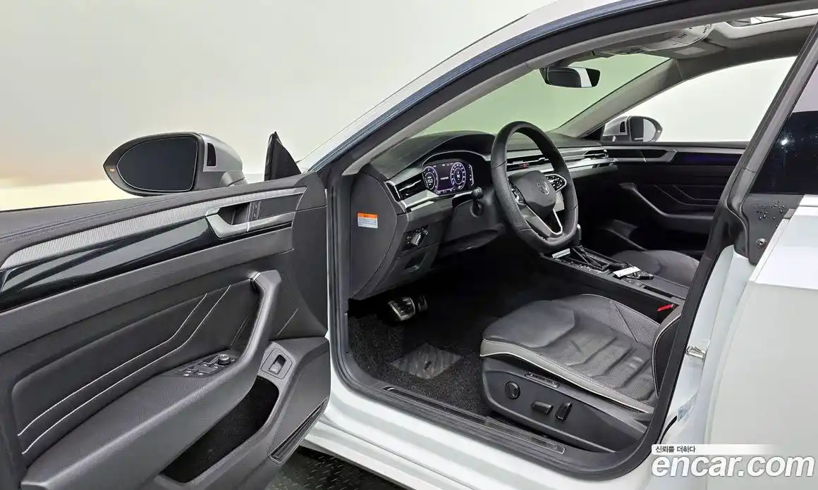 Volkswagen Arteon 2022 2.0 автомат (гидро), фото 12
