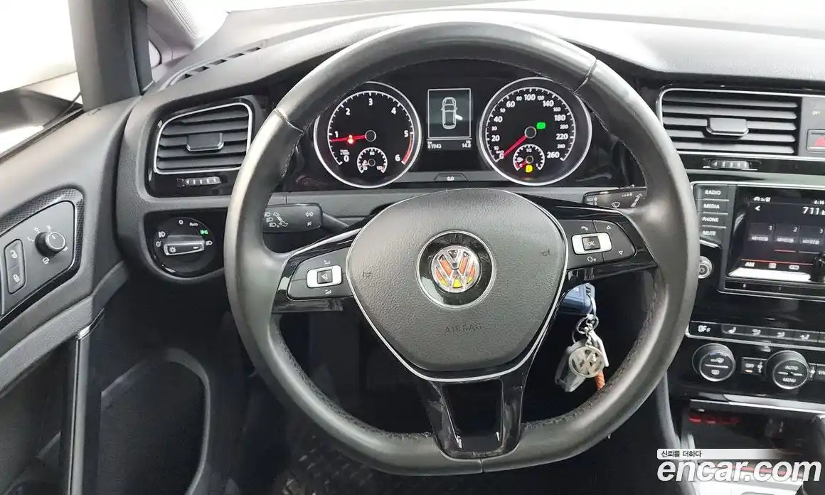 Volkswagen Golf 2015 2.0 автомат (гидро), фото 14