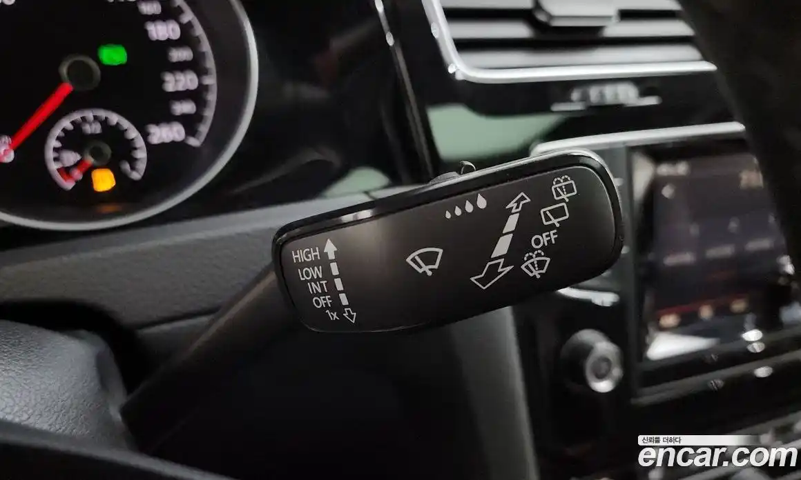 Volkswagen Golf 2015 2.0 автомат (гидро), фото 20