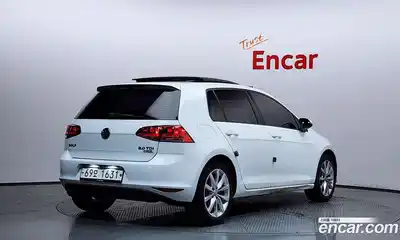 Volkswagen Golf 2015 2.0 автомат (гидро), миниатюра 2