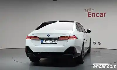 BMW 5 серия 2025 2.0 автомат (гидро), миниатюра 3