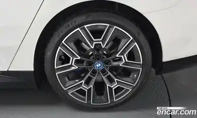 BMW 5 серия 2025 2.0 автомат (гидро), миниатюра 6