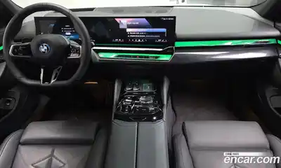 BMW 5 серия 2025 2.0 автомат (гидро), миниатюра 9