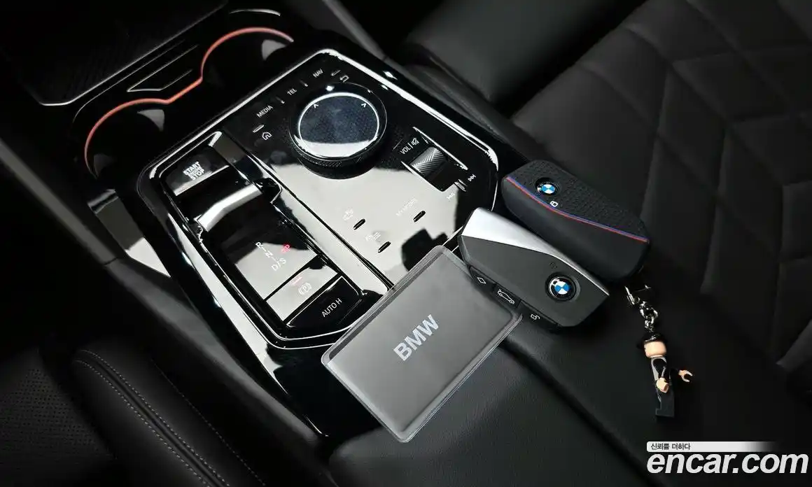 BMW 5 серия 2025 2.0 автомат (гидро), фото 12
