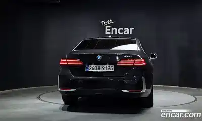 BMW 5 серия 2025 2.0 автомат (гидро), миниатюра 4