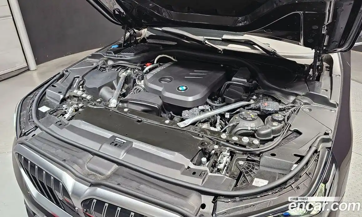 BMW 5 серия 2025 2.0 автомат (гидро), фото 6