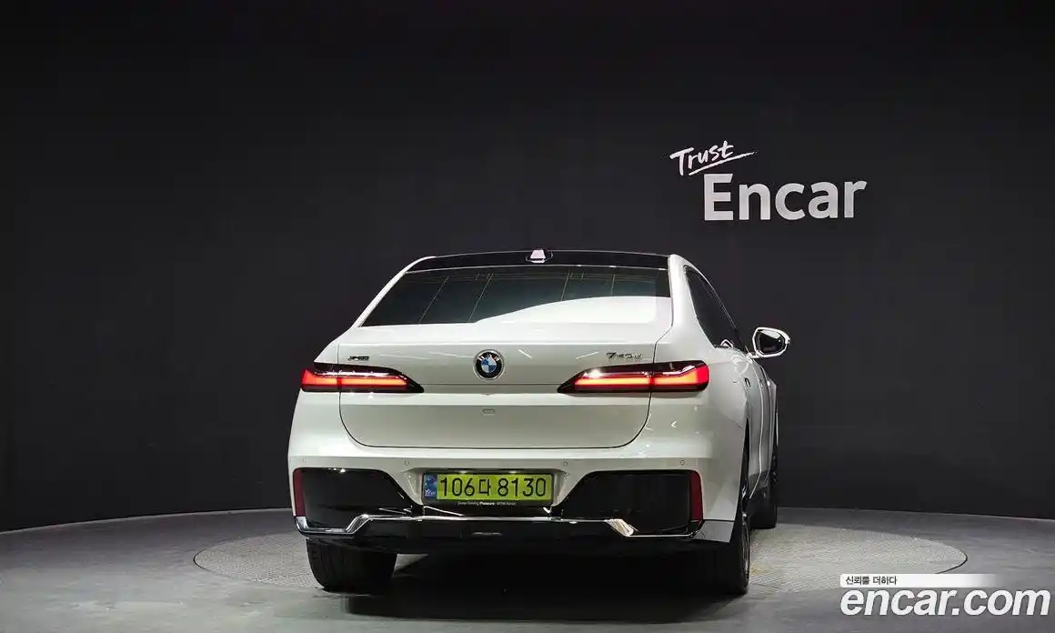 BMW 7 серия 2025 3.0 автомат (гидро), фото 4