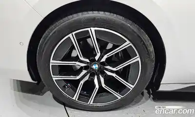 BMW 7 серия 2025 3.0 автомат (гидро), миниатюра 5