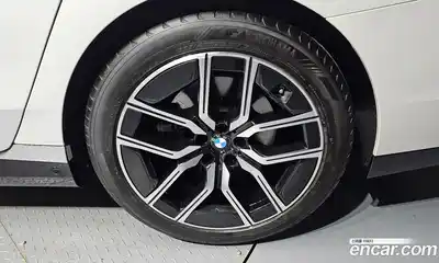 BMW 7 серия 2025 3.0 автомат (гидро), миниатюра 7