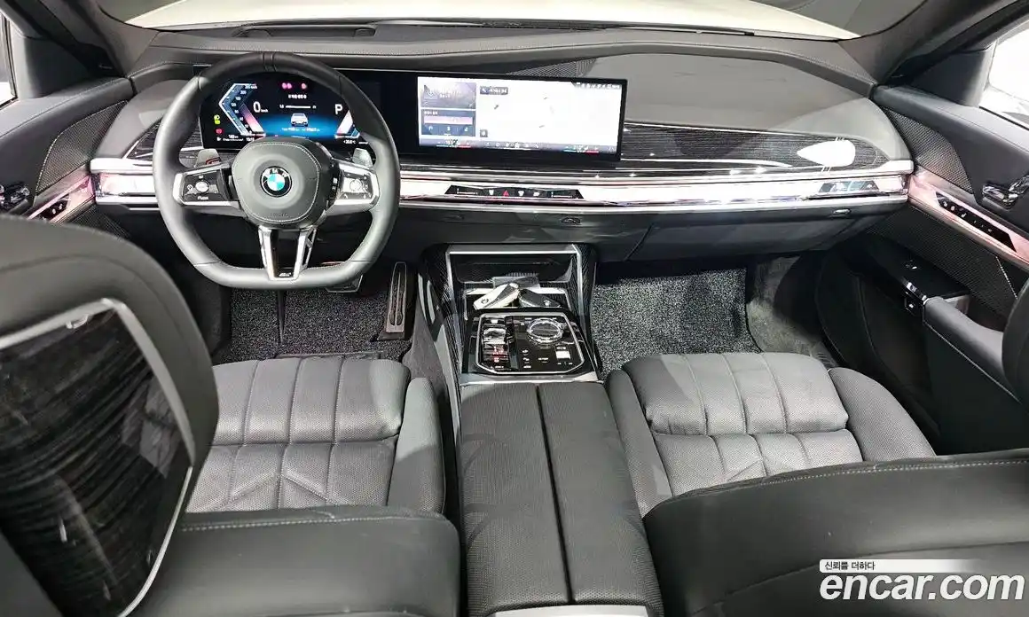BMW 7 серия 2025 3.0 автомат (гидро), фото 10