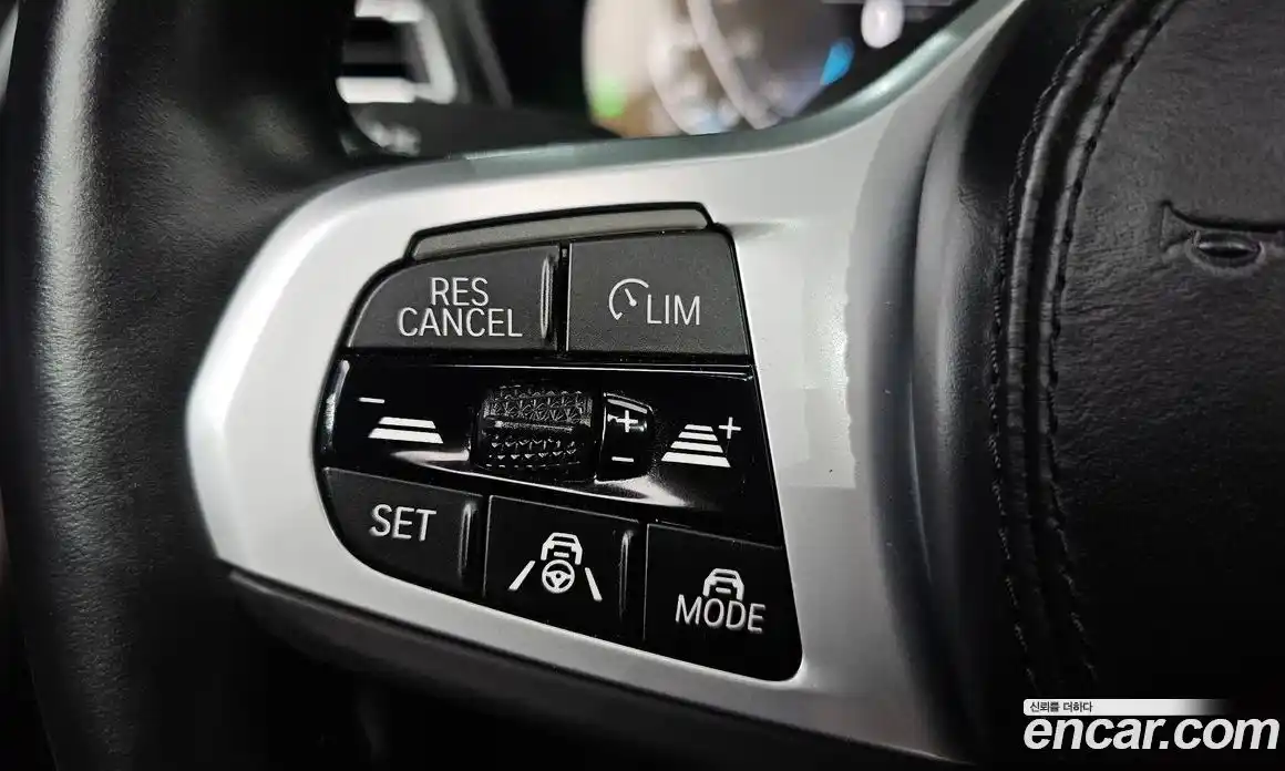 BMW iX3 2023 1.0 автомат (гидро), фото 19