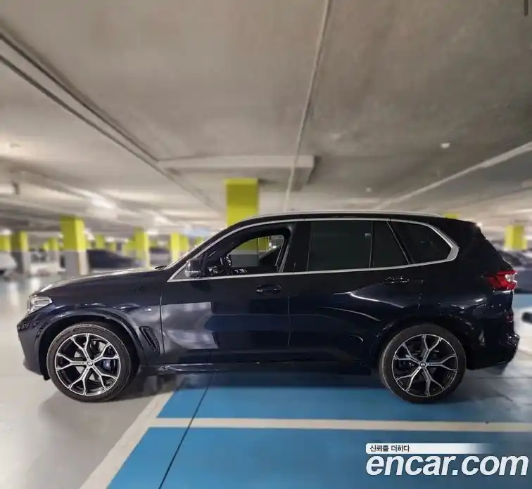 BMW X5 2023 3.0 автомат (гидро), фото 3