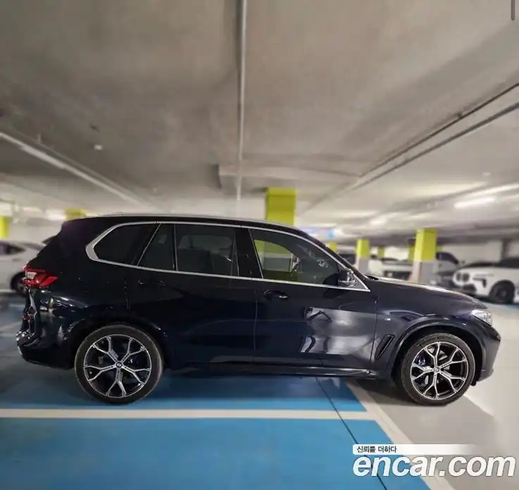 BMW X5 2023 3.0 автомат (гидро), фото 4