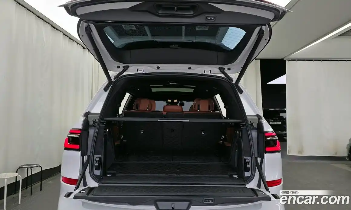 BMW X7 2024 3.0 автомат (гидро), фото 26