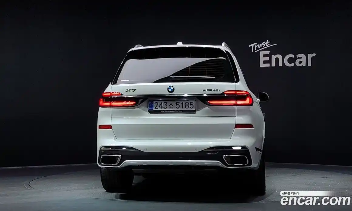 BMW X7 2024 3.0 автомат (гидро), фото 4
