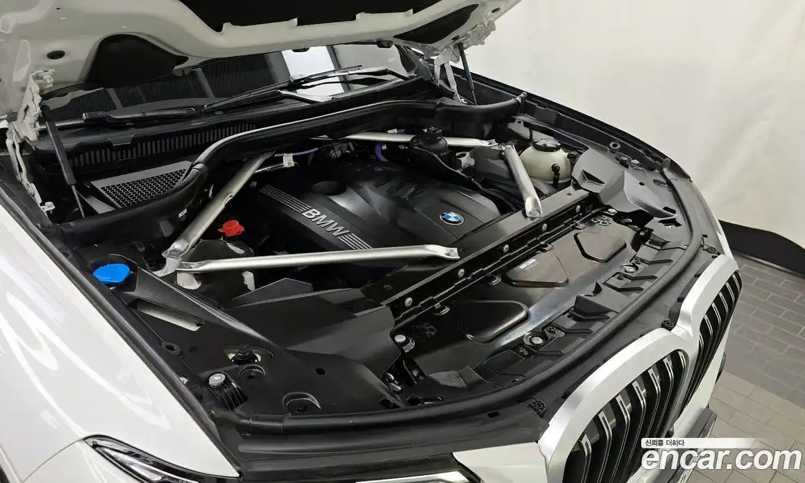 BMW X7 2024 3.0 автомат (гидро), фото 6