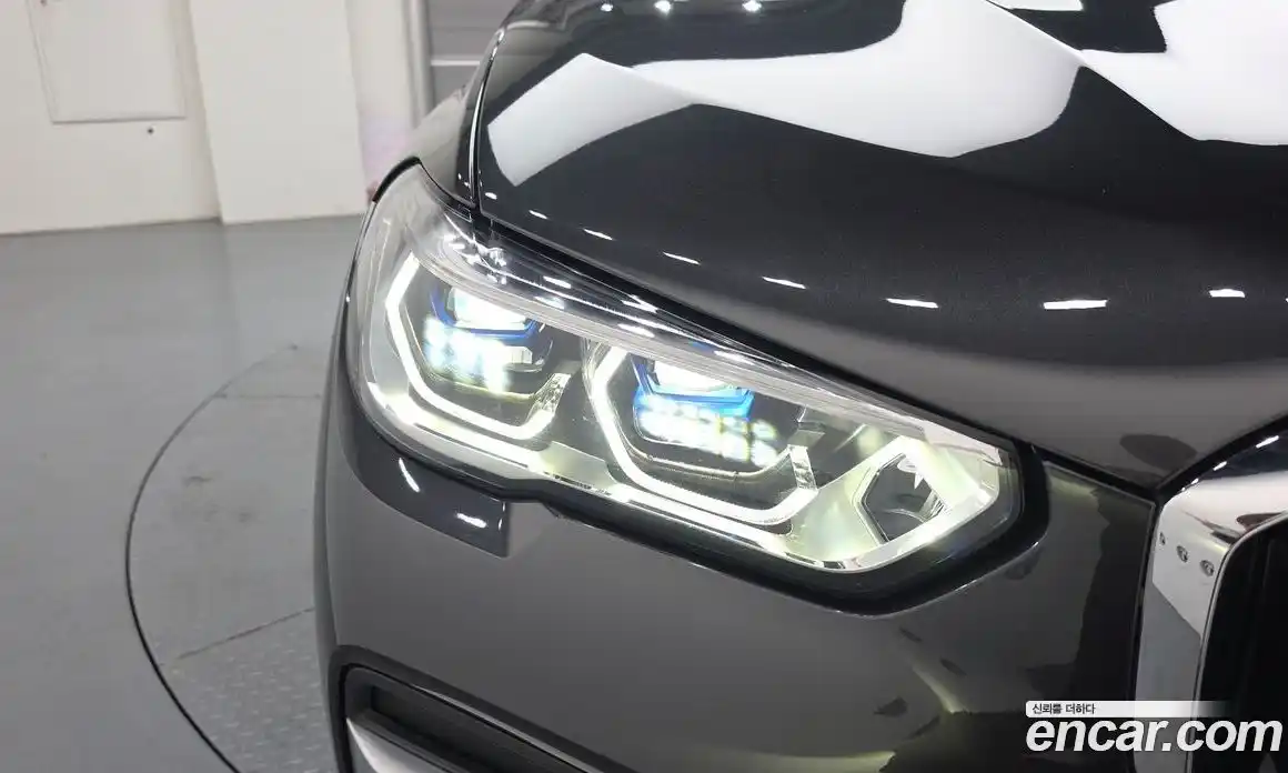 BMW X5 2022 3.0 автомат (гидро), фото 8