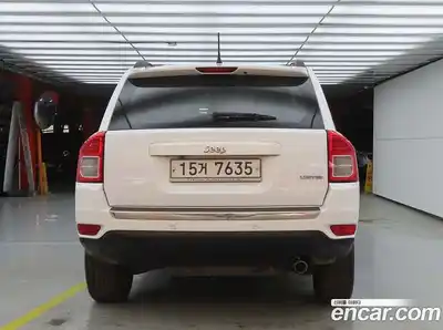 Jeep Compass 2011 2.4 автомат (гидро), миниатюра 3