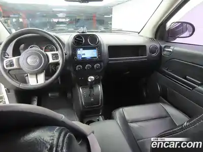 Jeep Compass 2011 2.4 автомат (гидро), миниатюра 7